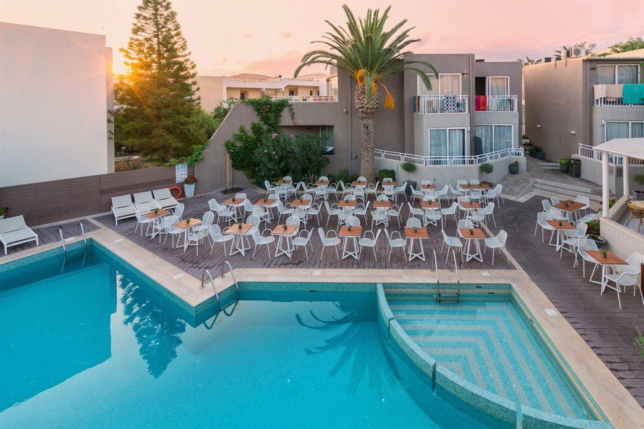 Nefeli Hotel Платанес Екстериор снимка