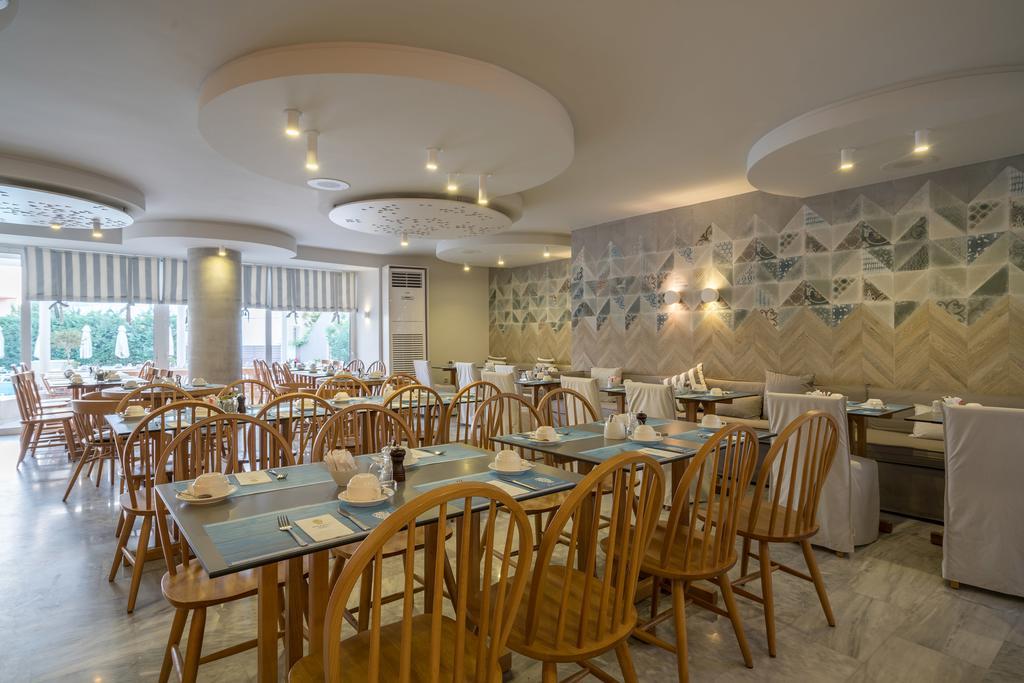 Nefeli Hotel Платанес Екстериор снимка